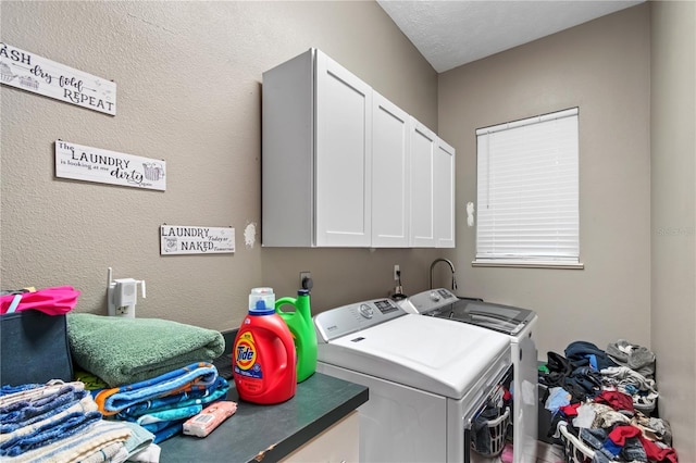 3549 SE 41st Pl, Ocala, FL 34480 - laundry room with cabinet space and washer and dryer