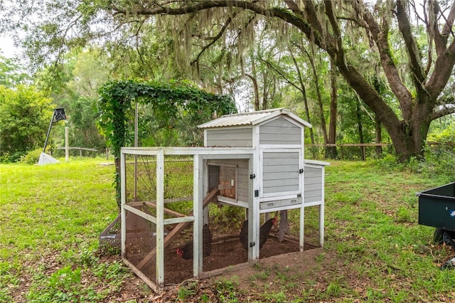 3549 SE 41st Pl, Ocala, FL 34480 - view of poultry coop with a lawn
