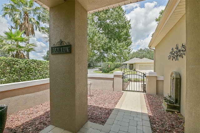 13170 SE 92nd Court Rd, Summerfield, FL 34491 - view of patio / terrace with a gate