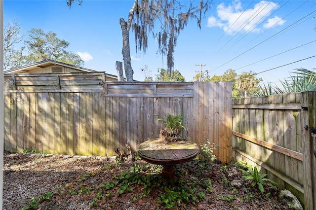 114 NE 11th Ave, Ocala, FL 34470 - view of fenced backyard