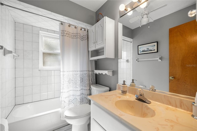 7443 SW 102nd Pl, Ocala, FL 34476 - bathroom featuring vanity, a ceiling fan, and shower / tub combo with curtain