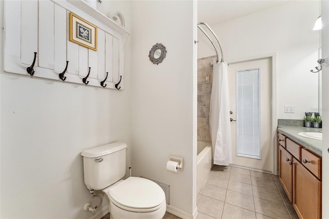 19115 SW 98th Loop, Dunnellon, FL 34432 - bathroom with vanity, tile patterned floors, and shower / bathtub combination with curtain