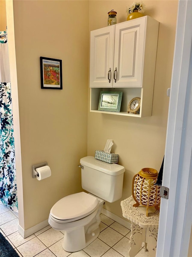 19480 SW 100th Loop, Dunnellon, FL 34432 - full bath with tile patterned flooring and a shower with curtain
