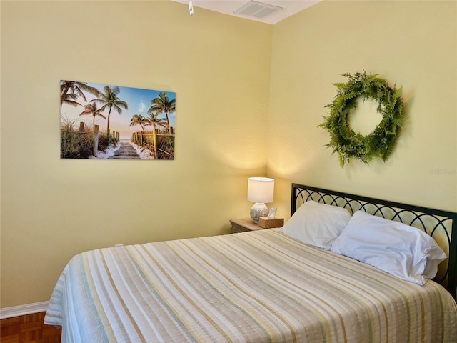 19480 SW 100th Loop, Dunnellon, FL 34432 - bedroom with baseboards