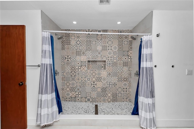 510 SE 19th St, Ocala, FL 34471 - bathroom with a tile shower and recessed lighting