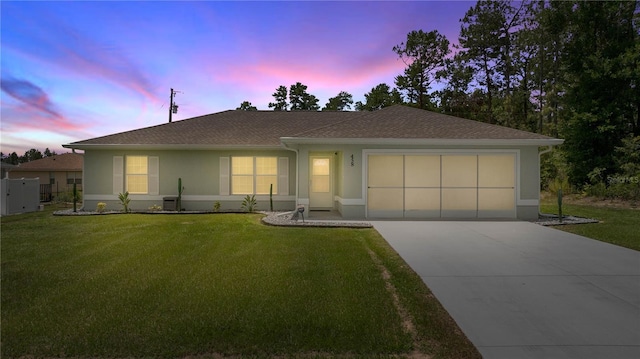 458 Marion Oaks Trl, Ocala, FL 34473 - ranch-style house featuring driveway, stucco siding, and a front yard
