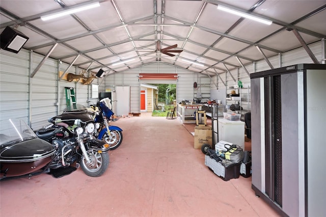 581 NE 44th Ave, Ocala, FL 34470 - garage featuring fridge
