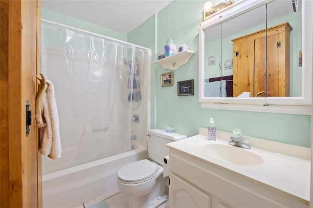 581 NE 44th Ave, Ocala, FL 34470 - bathroom featuring vanity and shower / bath combo