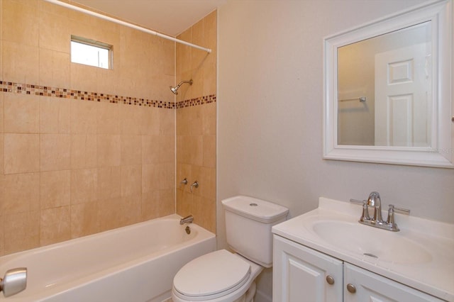 956 Osceola Trl, Casselberry, FL 32707 - bathroom with vanity and shower / tub combination