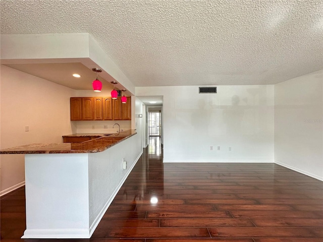 208 NE Monroe Cir N Unit 101, Saint Petersburg, FL 33702 - photo 7