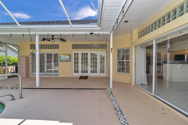 5210 Camberlea Ave, Zephyrhills, FL 33541 - view of patio / terrace with a ceiling fan