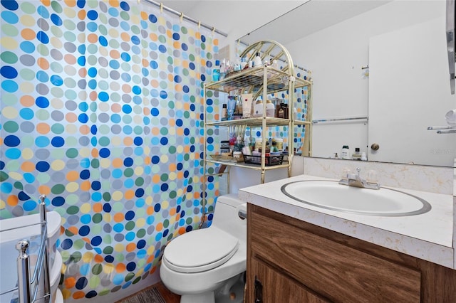 6 Emerald Crse, Ocala, FL 34472 - bathroom with vanity and a shower with curtain