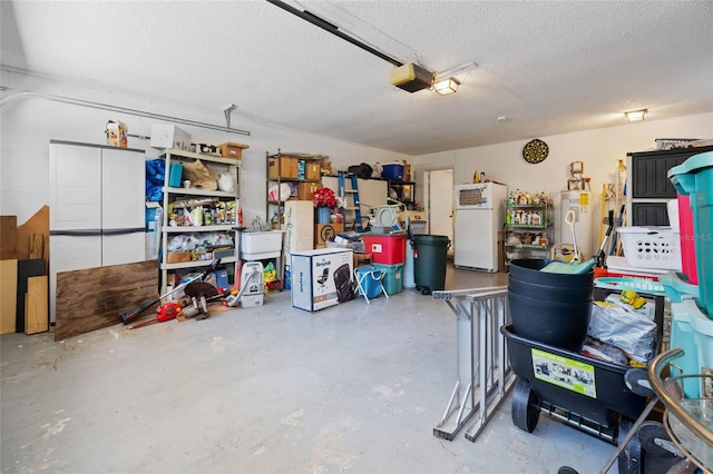6 Emerald Crse, Ocala, FL 34472 - garage with freestanding refrigerator and water heater