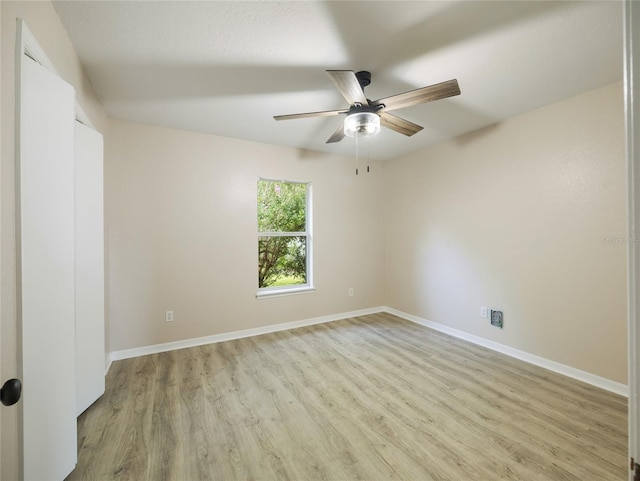 17 Pecan Run Hbr, Ocala, FL 34472 - empty room with ceiling fan and light wood-style floors