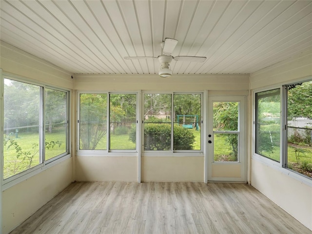 17 Pecan Run Hbr, Ocala, FL 34472 - unfurnished sunroom featuring ceiling fan and healthy amount of natural light