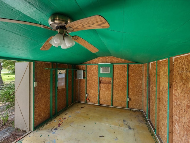 17 Pecan Run Hbr, Ocala, FL 34472 - storage featuring ceiling fan