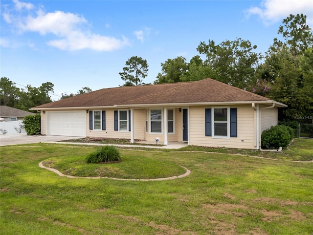 17 Pecan Run Hbr, Ocala, FL 34472 - single story home with driveway, a garage, and a front yard