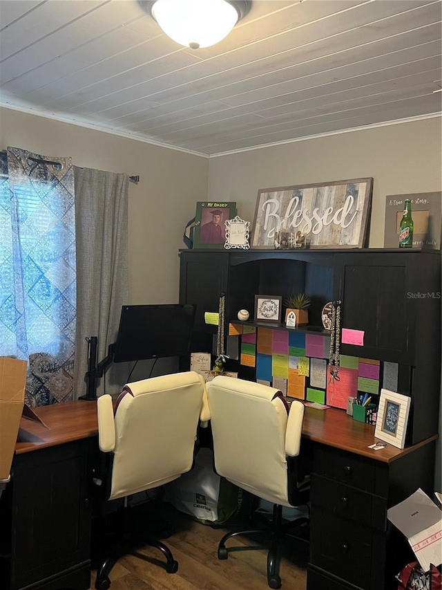 5561 NE 5th Pl, Ocala, FL 34470 - office with wood finished floors and ornamental molding