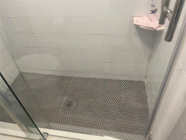 3106 S Semoran Blvd Unit 5, Orlando, FL 32822 - bathroom with a stall shower
