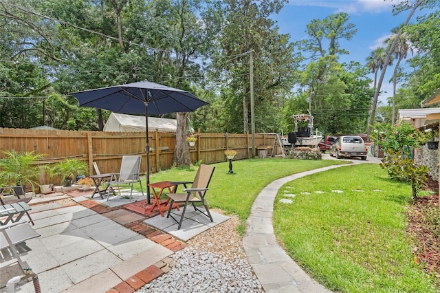 11 62nd St, Yankeetown, FL 34498 - view of yard featuring a patio