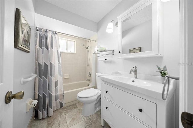 10492 SE 178th St, Summerfield, FL 34491 - full bathroom with vanity and shower / tub combo with curtain