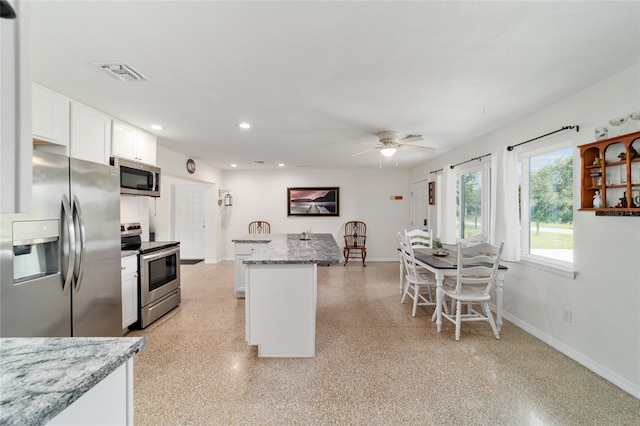 23717 SW Zephyr Hill Ct, Dunnellon, FL 34431 - photo 11