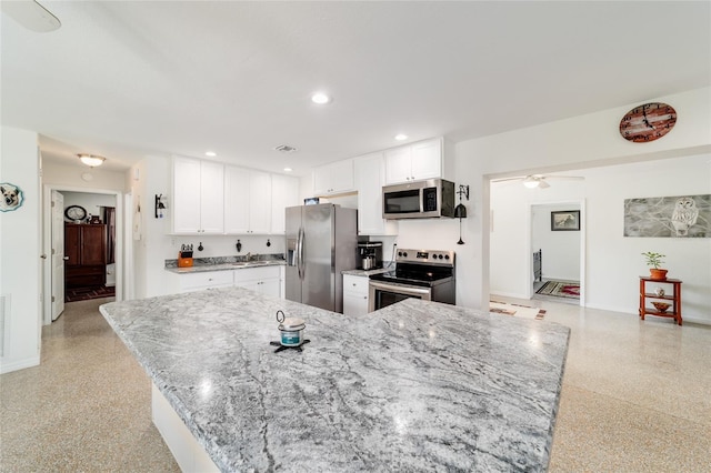 23717 SW Zephyr Hill Ct, Dunnellon, FL 34431 - photo 15