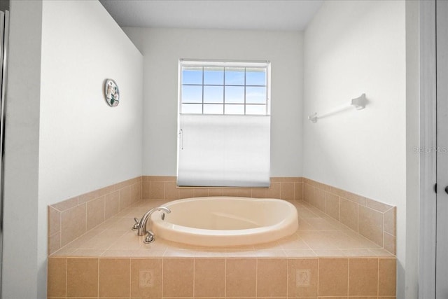 19583 SW 77th Loop, Dunnellon, FL 34432 - full bathroom featuring a bath