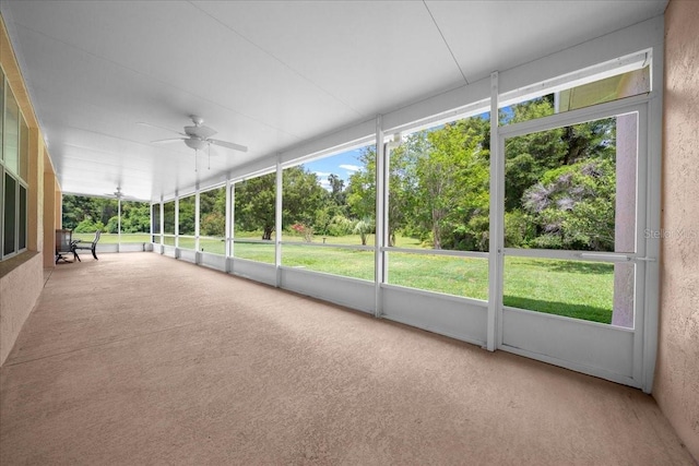 19583 SW 77th Loop, Dunnellon, FL 34432 - unfurnished sunroom with ceiling fan and healthy amount of natural light