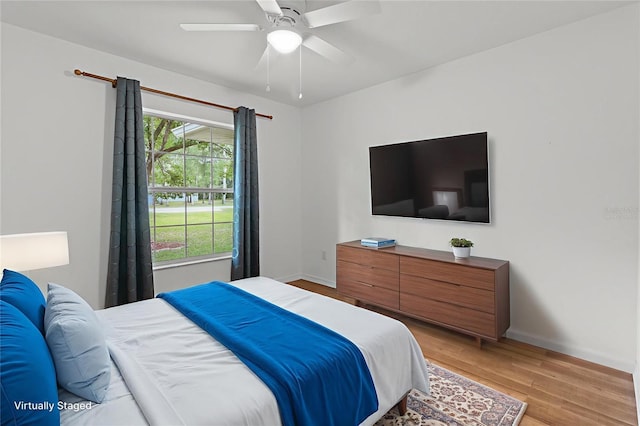 2105 E Dearborn Dr, Hernando, FL 34442 - bedroom featuring light wood-style floors and ceiling fan
