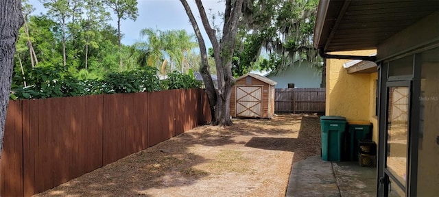 406WRIGHTST Wright St, Inverness, FL 34452 - fenced backyard featuring a storage shed