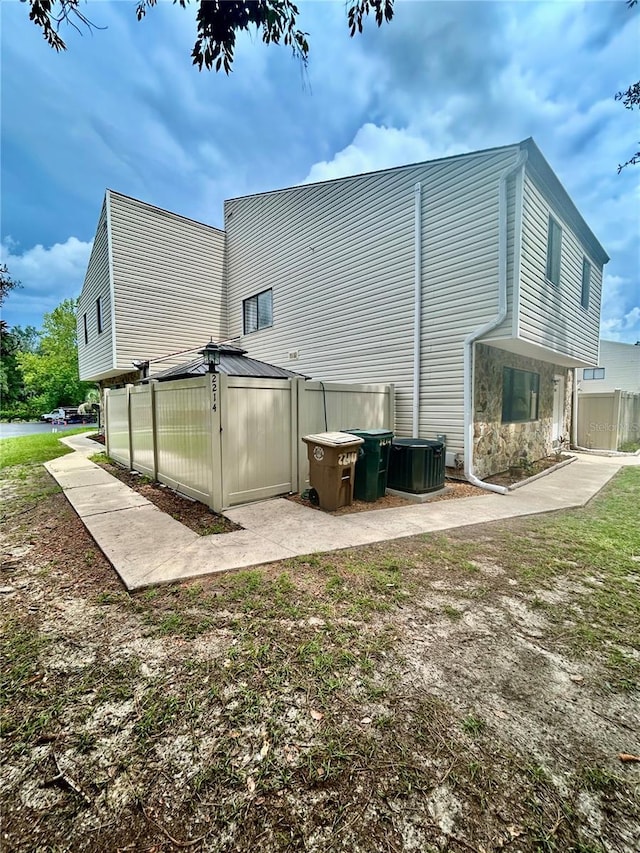 2214 NE 45th Ave Unit 3, Ocala, FL 34470 - back of property