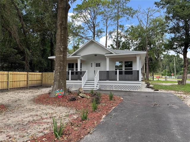 408 SE 1st St, Williston, FL 32696 - photo 2