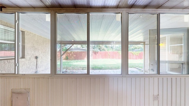 unfurnished sunroom with a healthy amount of sunlight