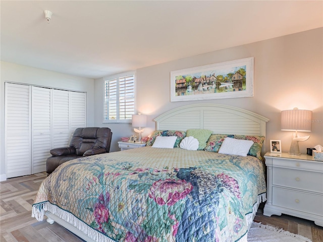 bedroom featuring a closet