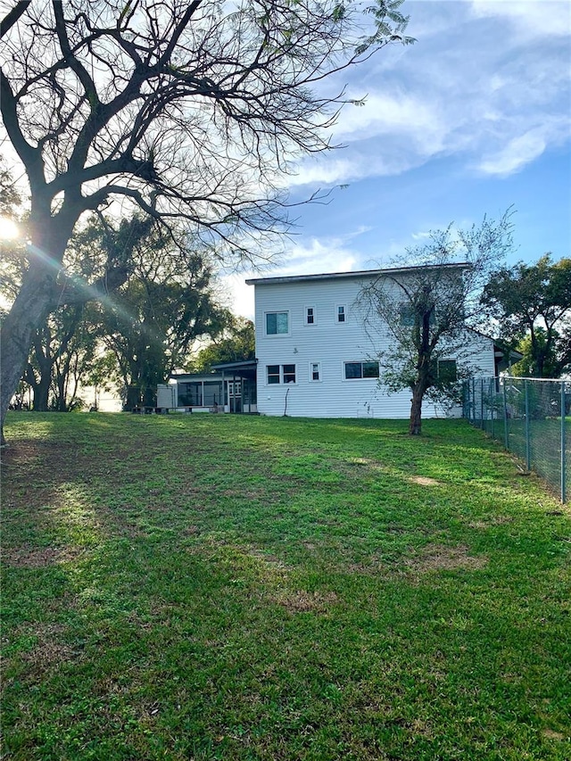 34 Pine Rd, Babson Park, FL 33827 - view of yard with fence