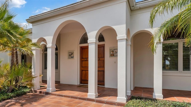 2300 N Scenic Hwy Unit 111, Lake Wales, FL 33898 - doorway to property with stucco siding