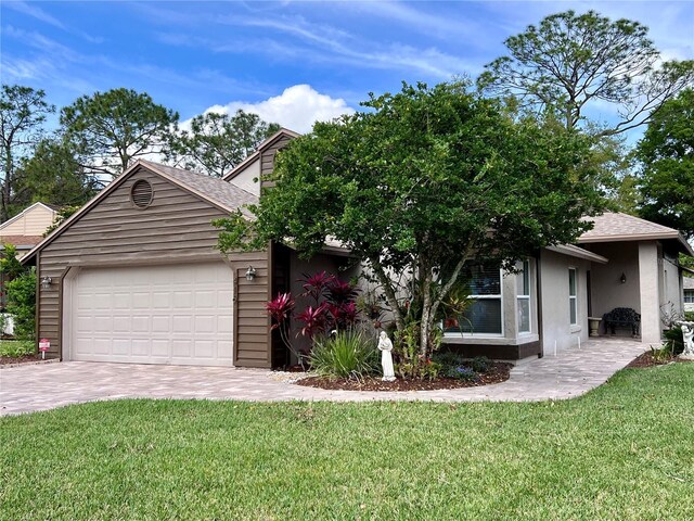 416 Sandestin Dr, Winter Haven, FL 33884 - photo 1