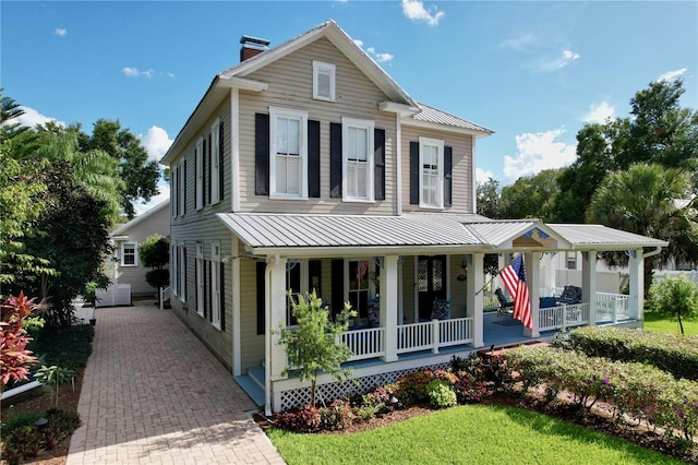 view of front of home with covered porch