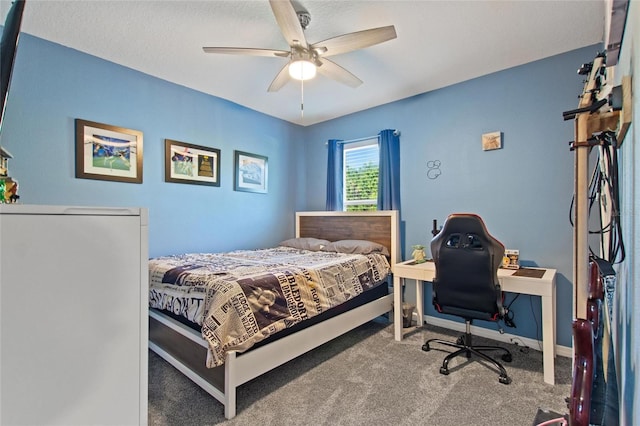 bedroom with carpet and ceiling fan