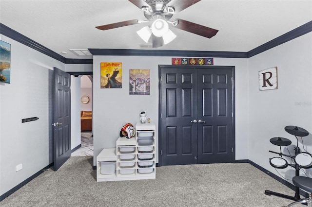 interior space with arched walkways, a closet, carpet flooring, and crown molding