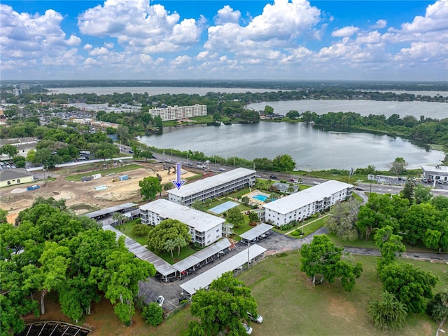 bird's eye view featuring a water view