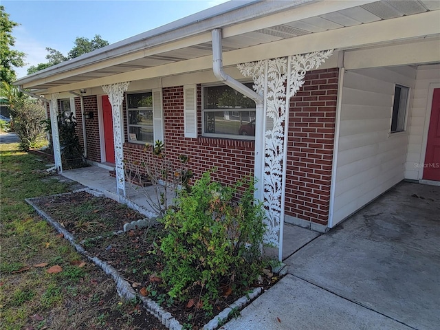 view of property entrance