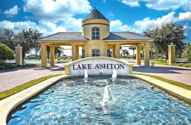 view of home's community