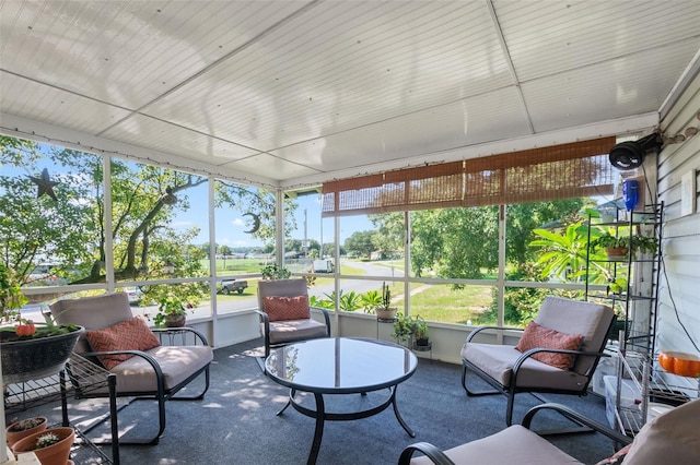 view of sunroom / solarium