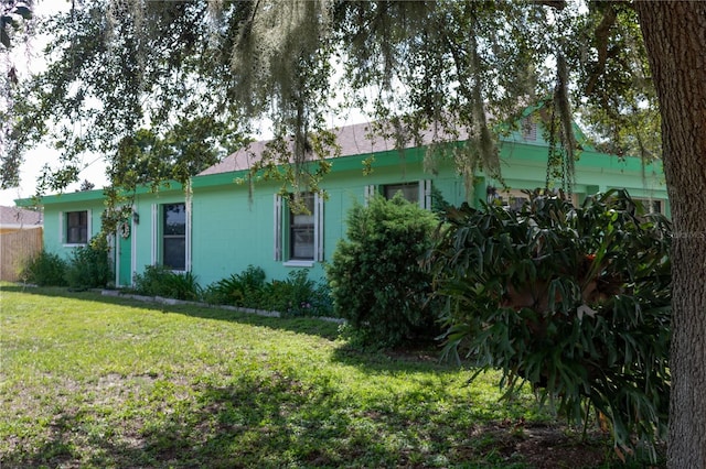 exterior space with a lawn