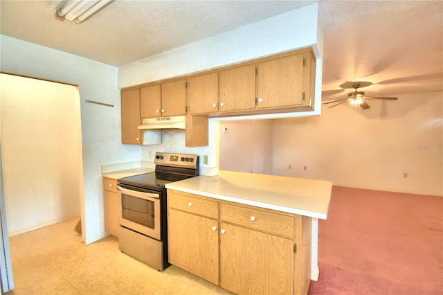 317 C St, Lake Wales, FL 33853 - kitchen featuring electric stove, under cabinet range hood, ceiling fan, light countertops, and light flooring