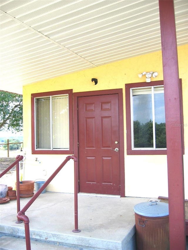 view of property entrance