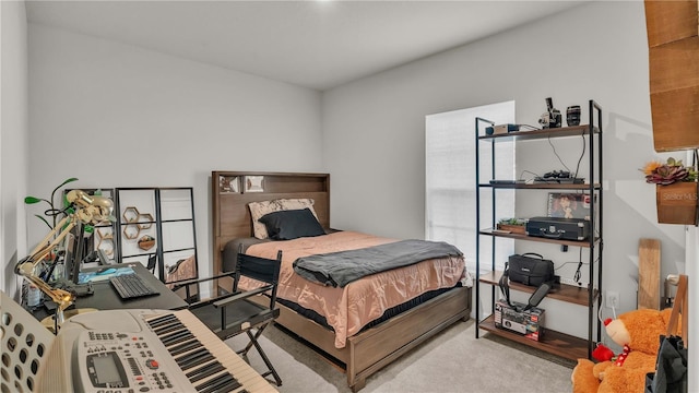 bedroom featuring carpet floors