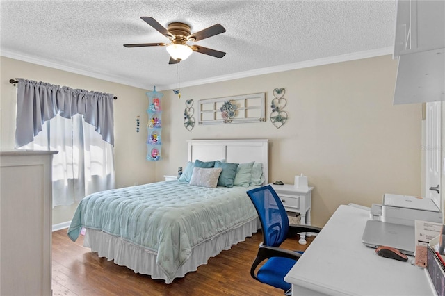 bedroom featuring a textured ceiling, ceiling fan, crown molding, and hardwood / wood-style floors